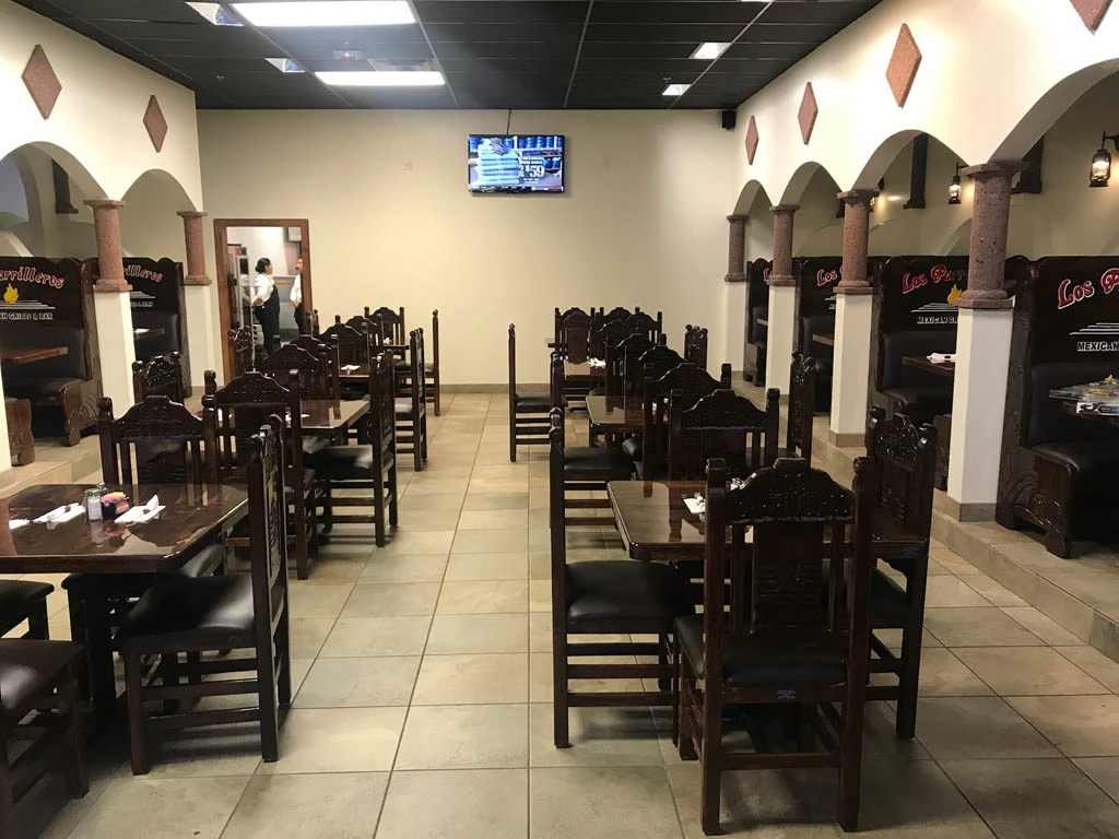 Los Parrilleros Mexican Grill