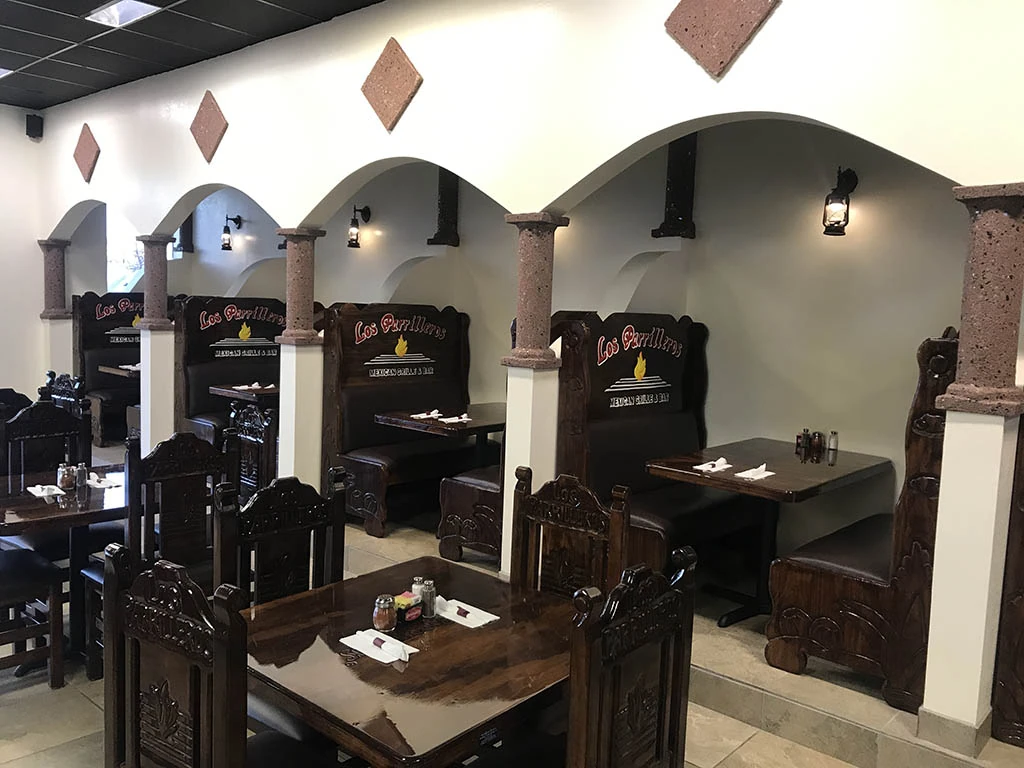 Los Parrilleros Mexican Grill